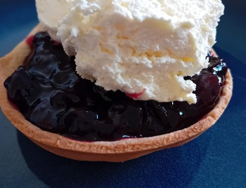 Black currant tarts